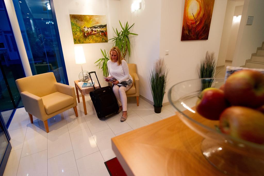 City-Hotel Moedling Modling Εξωτερικό φωτογραφία